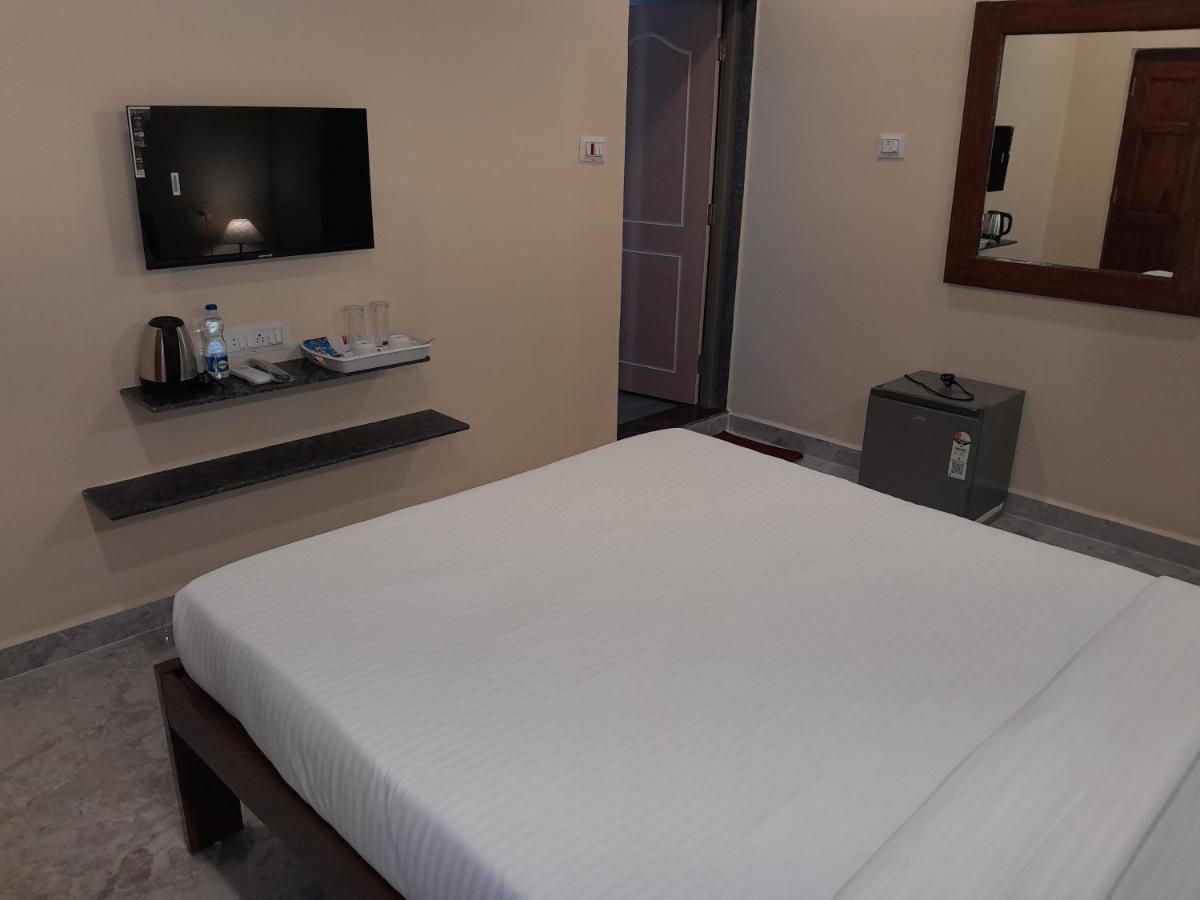 Bed and Breakfast De Rush Farm Maem Екстер'єр фото